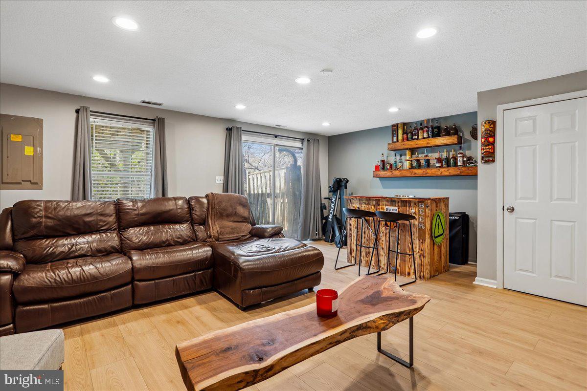1414 WAKE FOREST DRIVE
