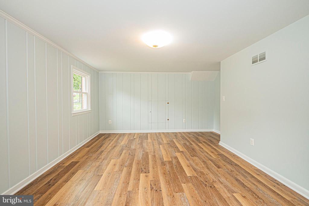 3901 SPRUELL DRIVE
