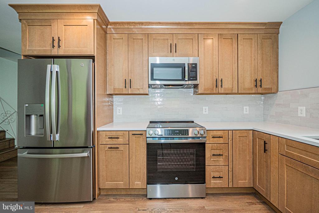 3901 SPRUELL DRIVE