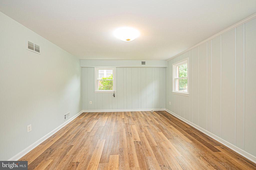 3901 SPRUELL DRIVE