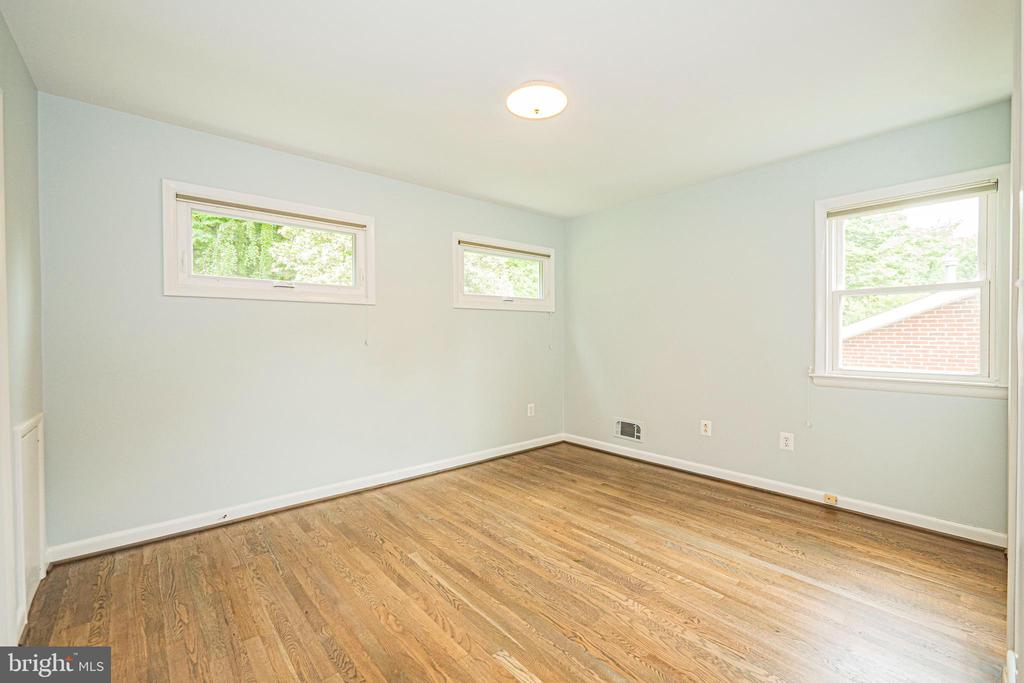 3901 SPRUELL DRIVE