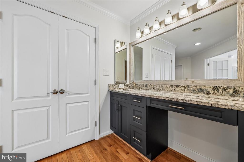 15200 COUNTRY GLEN COURT