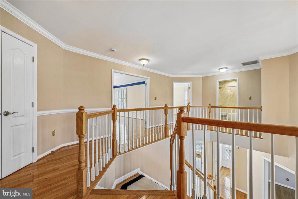 15200 COUNTRY GLEN COURT