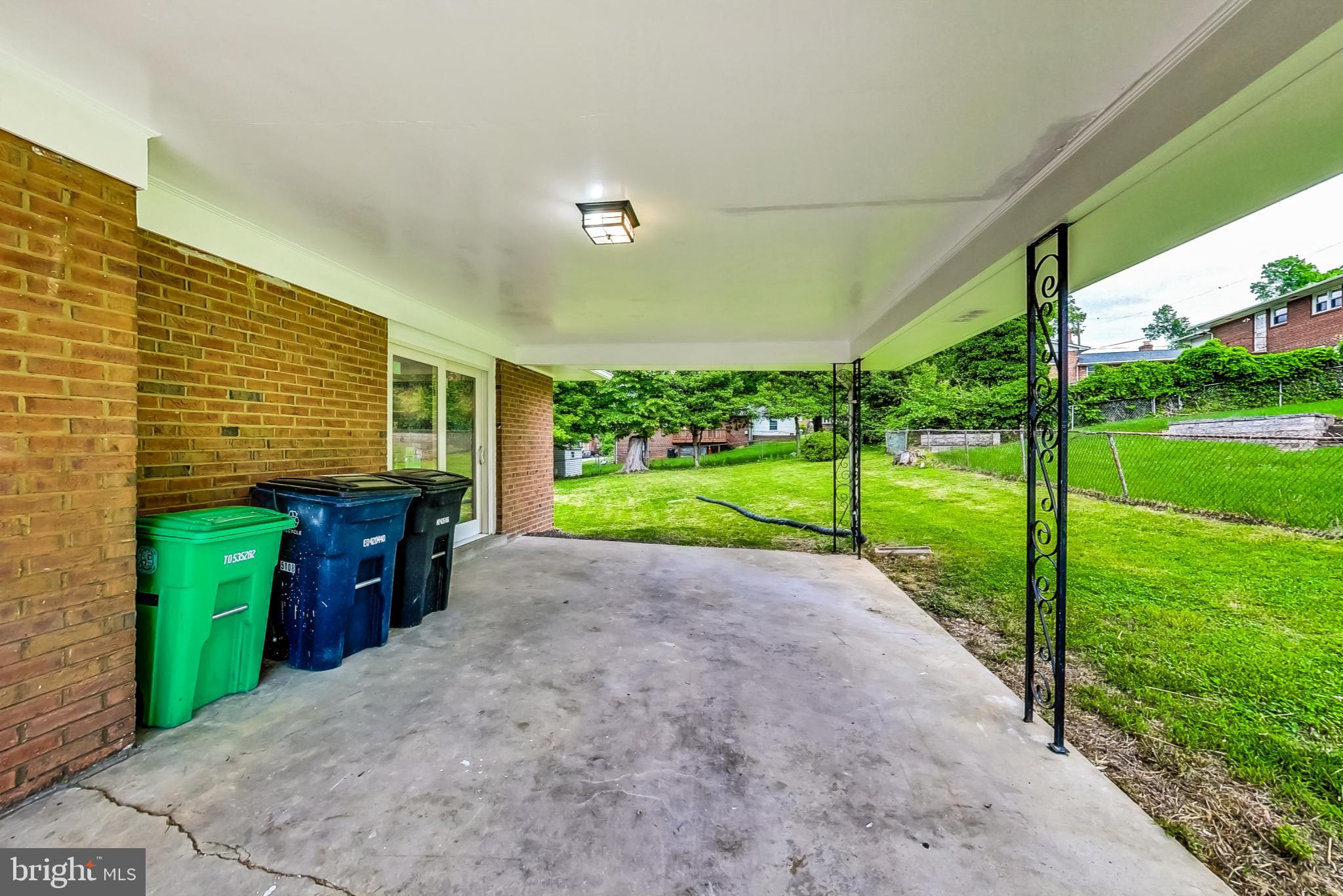 5108 Linwood Dr