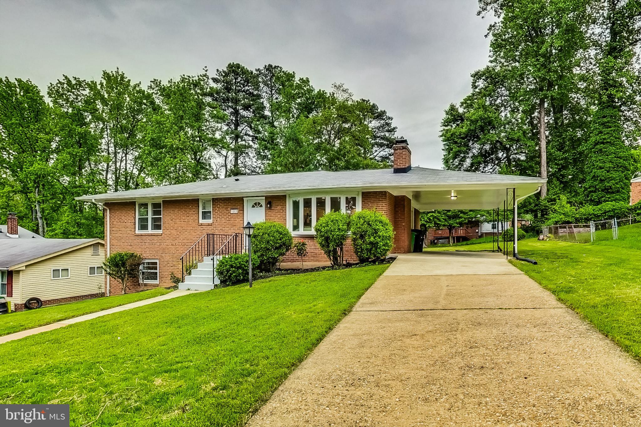 5108 Linwood Dr