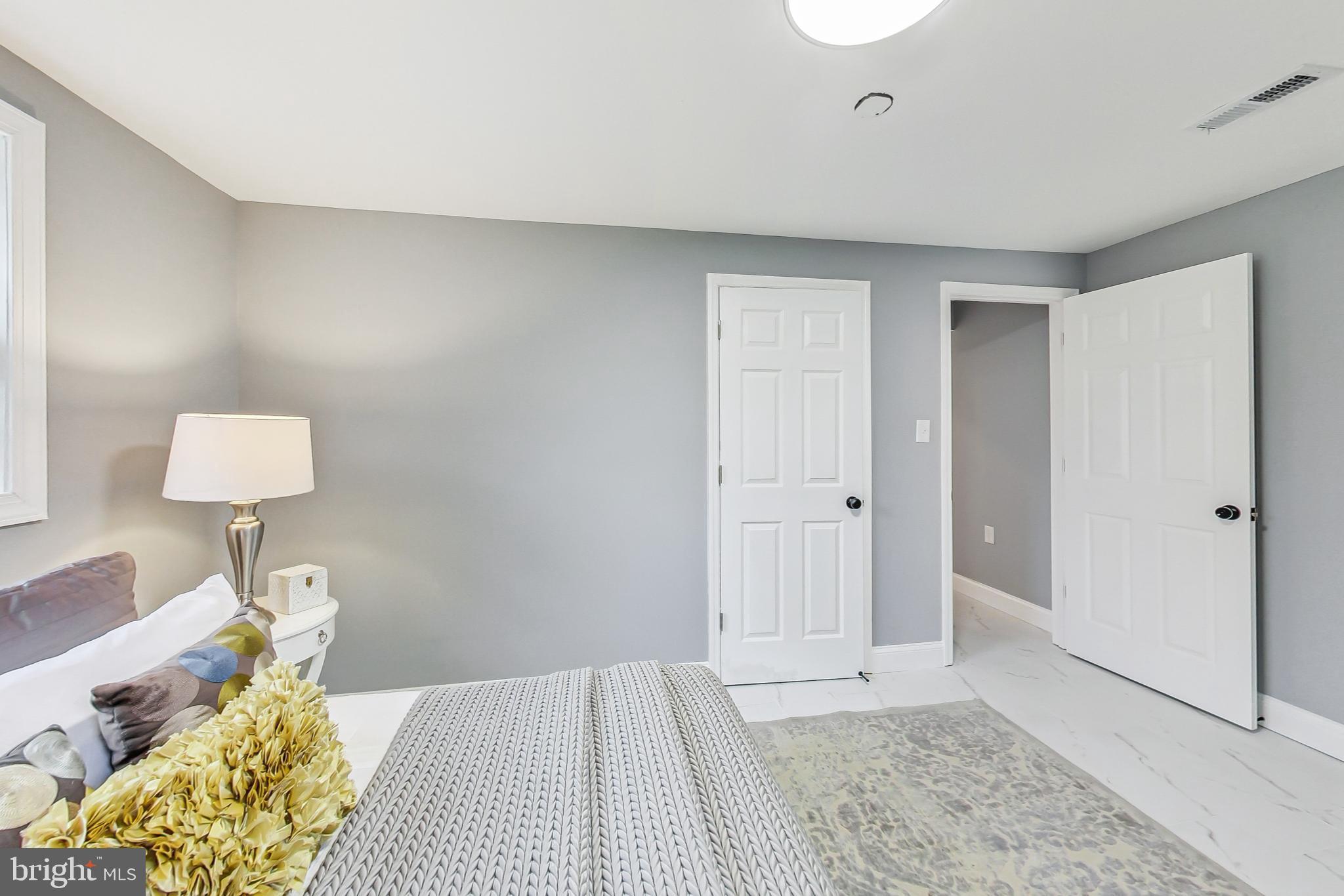 5108 Linwood Dr