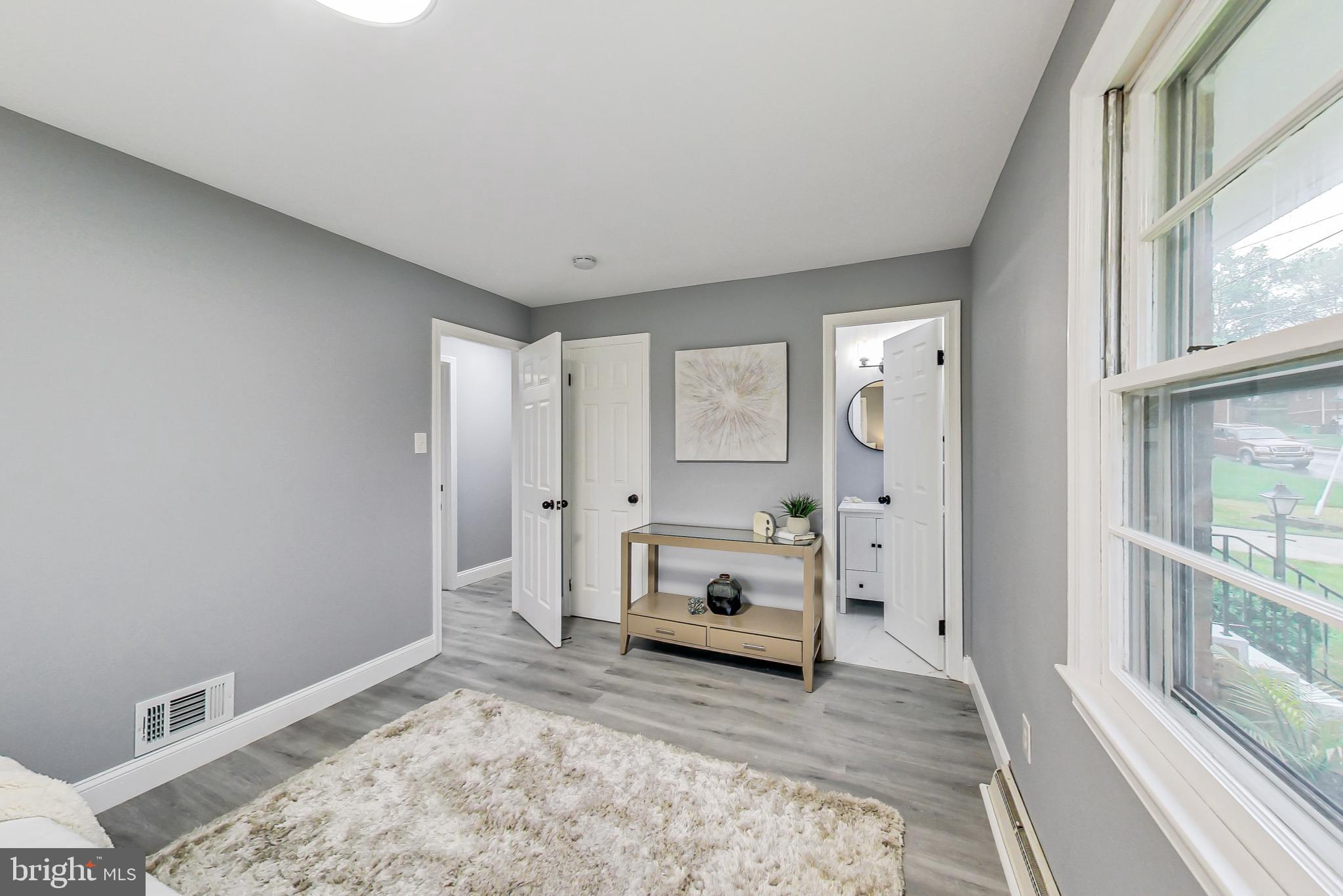 5108 Linwood Dr