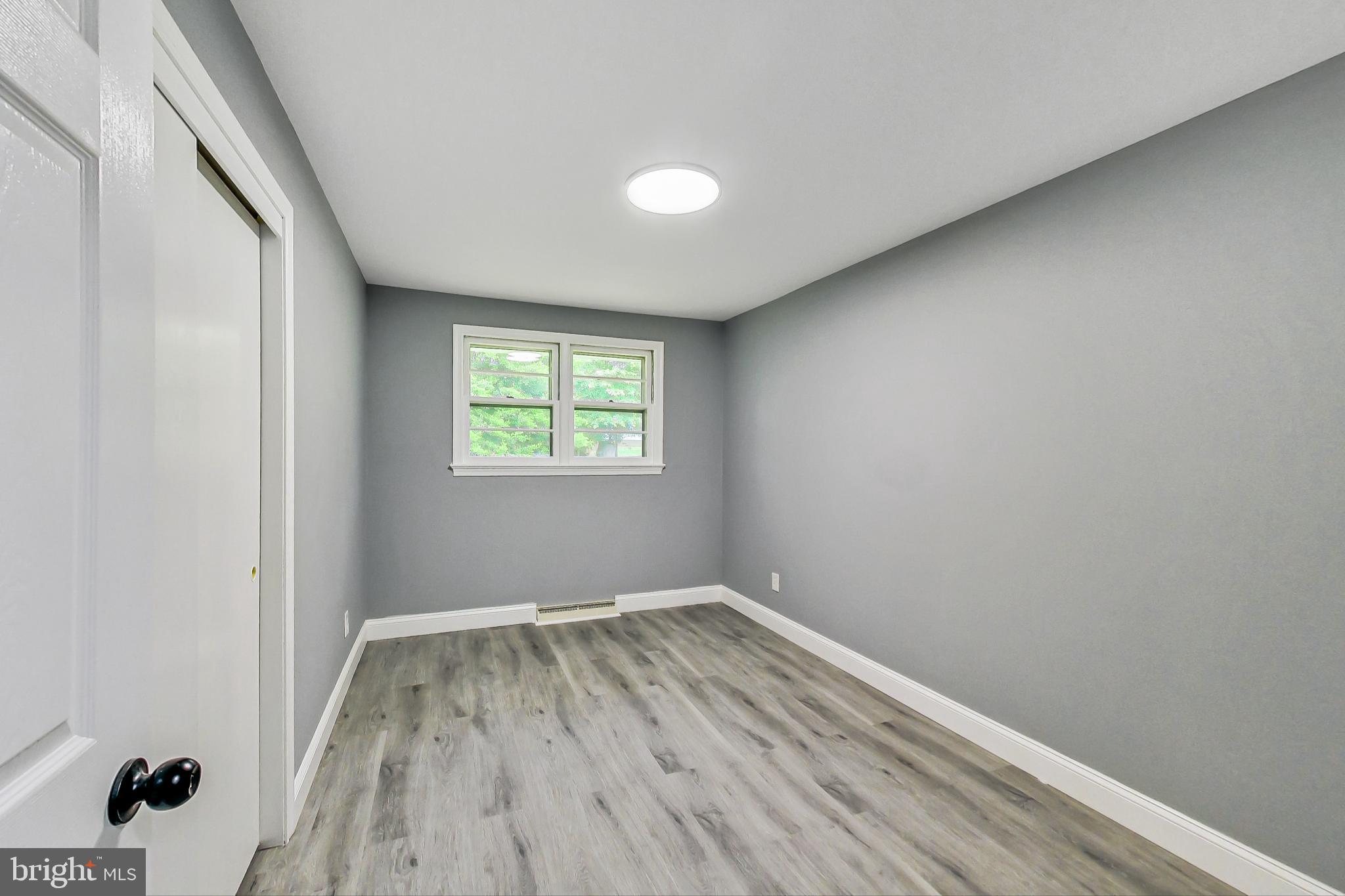 5108 Linwood Dr