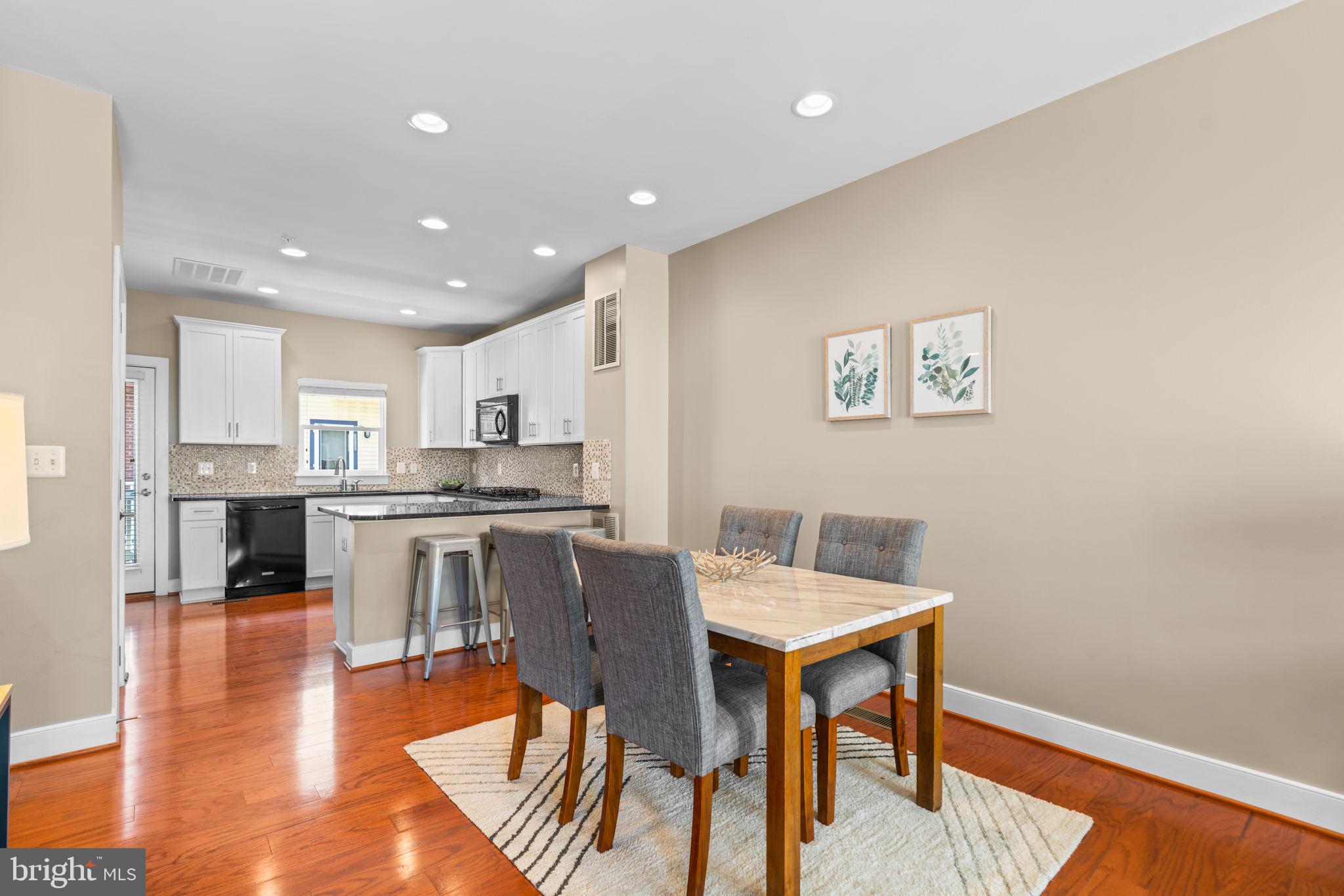5706 46th Pl