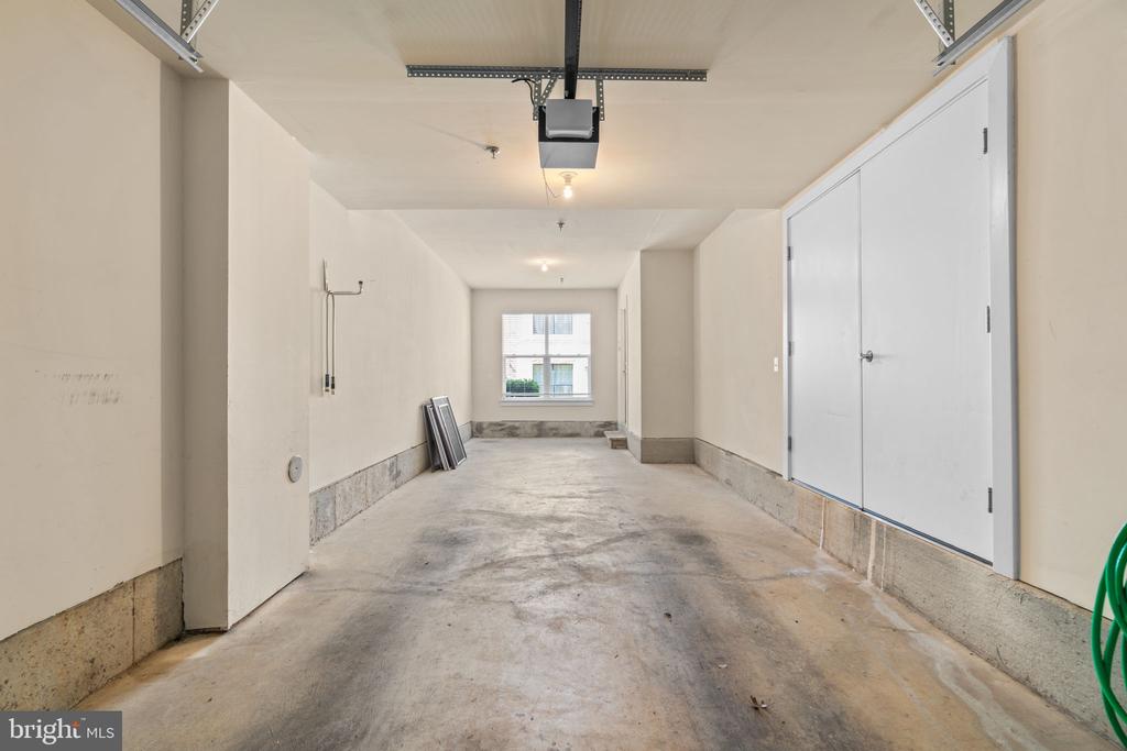 5706 46th Pl