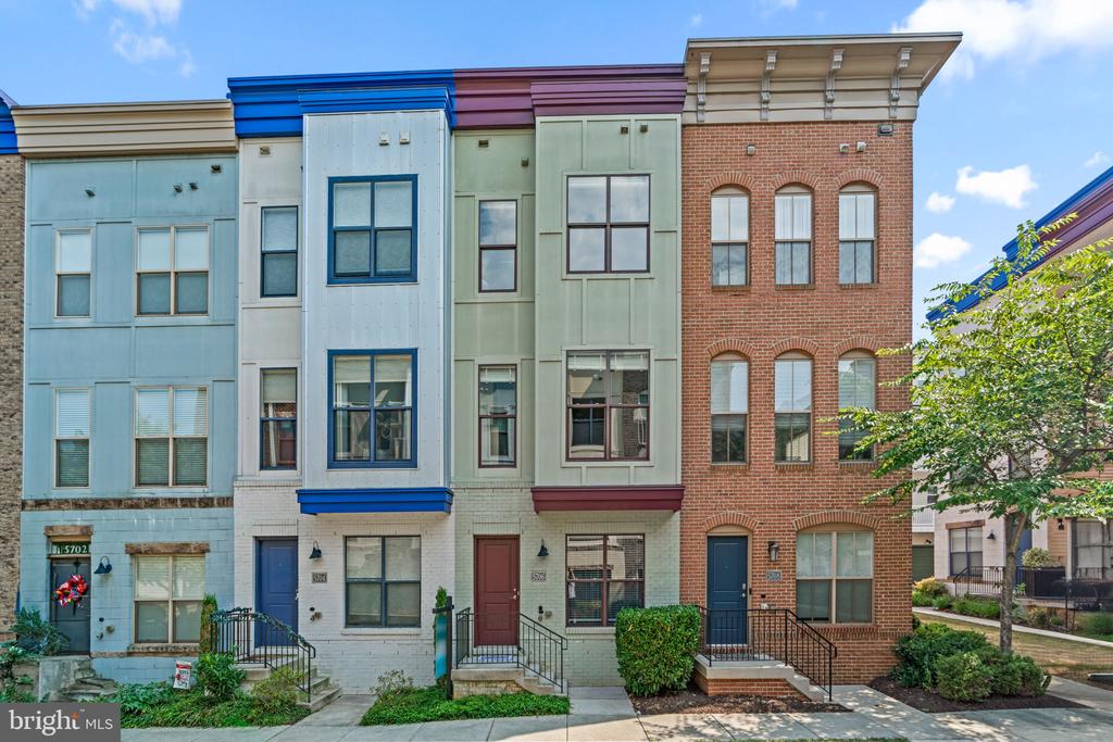 5706 46th Pl