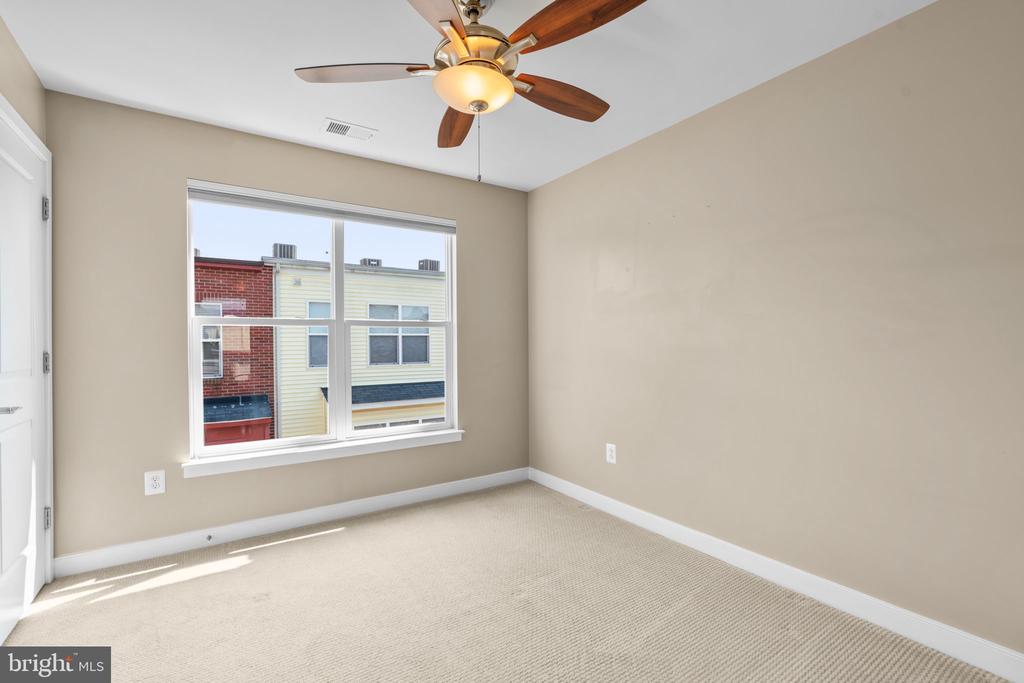 5706 46th Pl