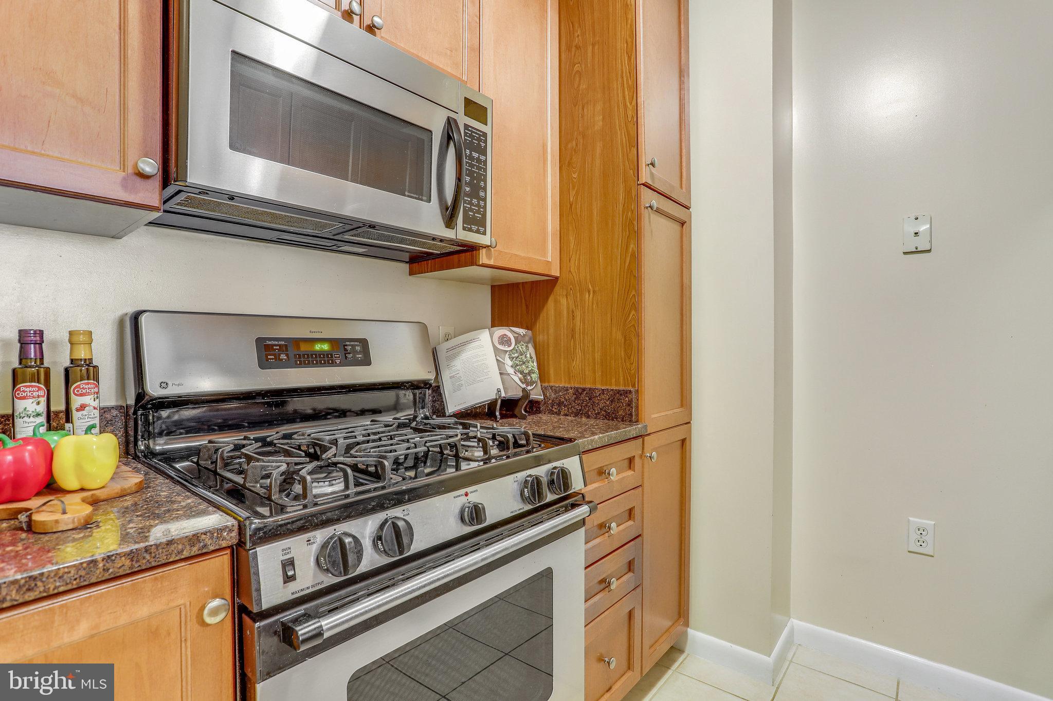 851 N Glebe ROAD Unit: 207