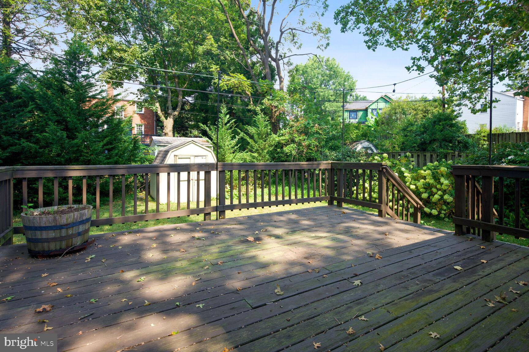 386 N Granada STREET