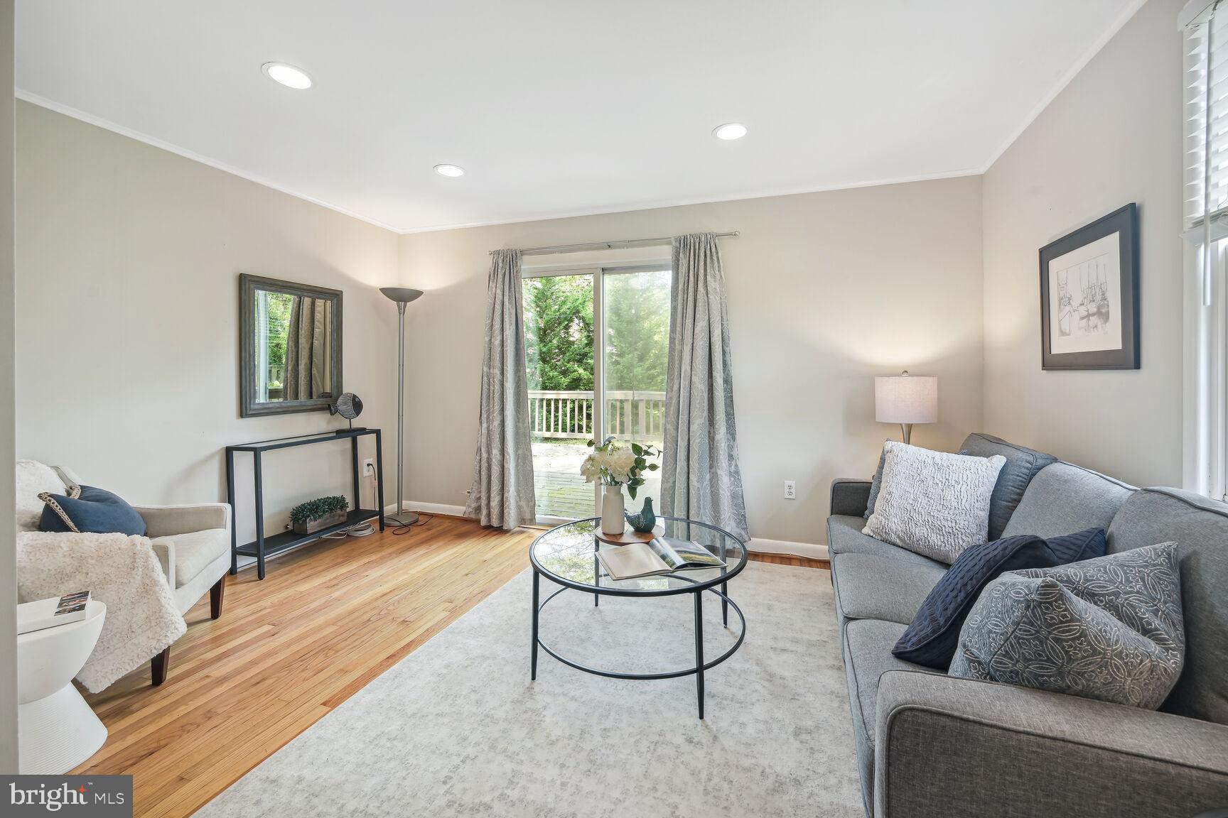 386 N Granada STREET