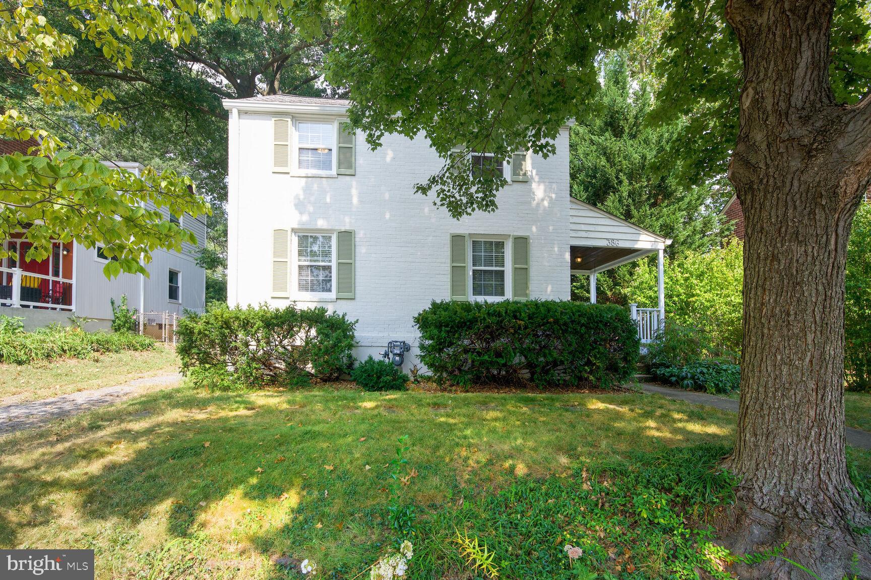 386 N Granada STREET