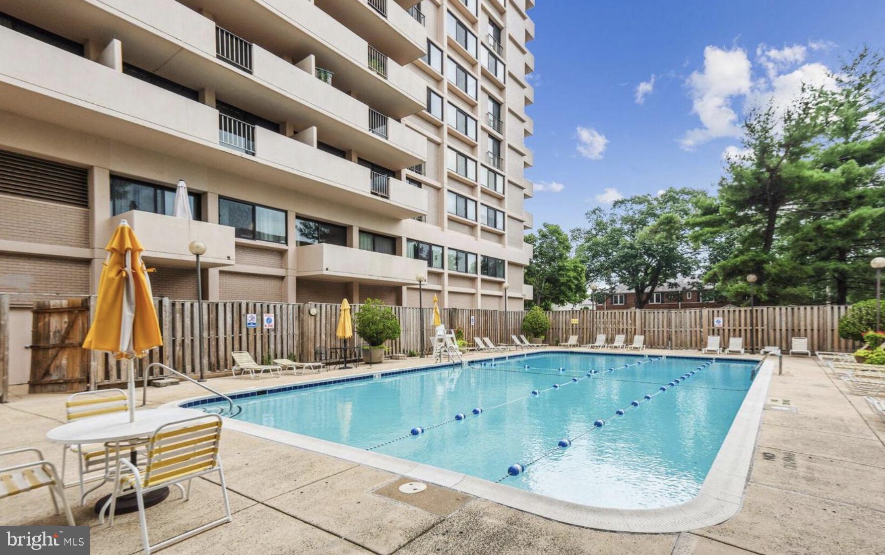 4141 N Henderson ROAD Unit: 221