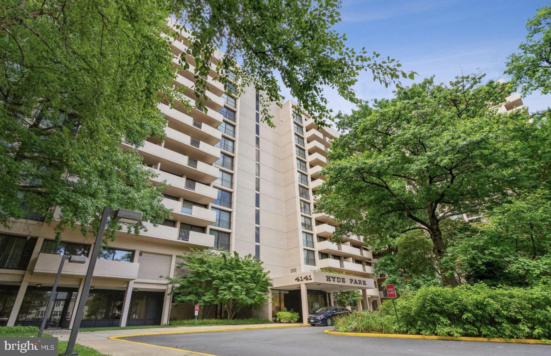 4141 N Henderson ROAD Unit: 221
