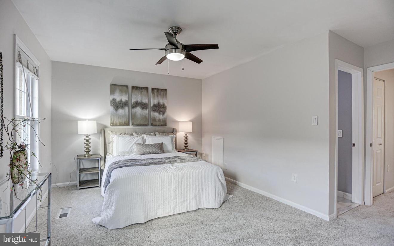 927 S ROLFE STREET 2