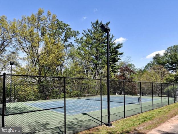 3552 MARTHA CUSTIS DRIVE