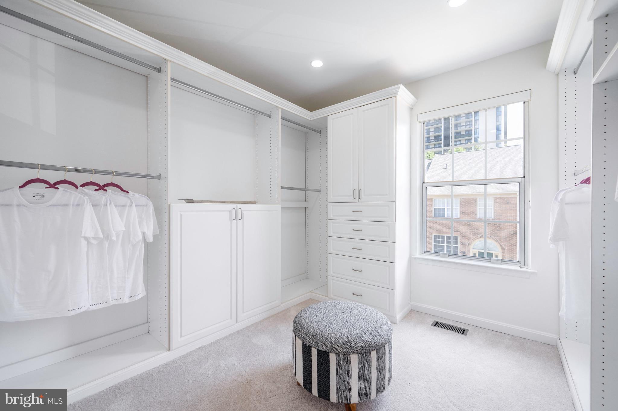 324 CLOUDES MILL DRIVE