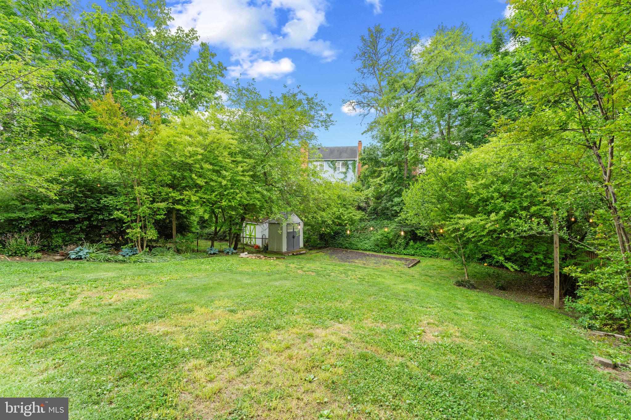 1214 W BRADDOCK ROAD