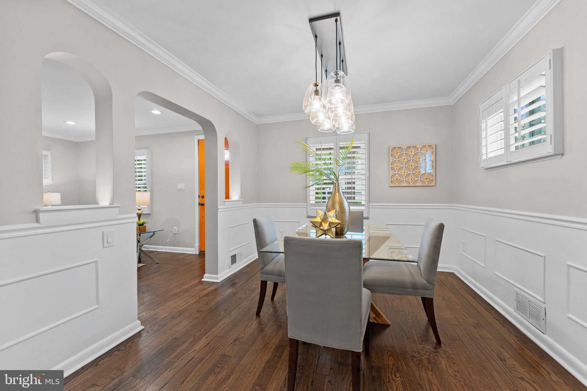 1214 W BRADDOCK ROAD