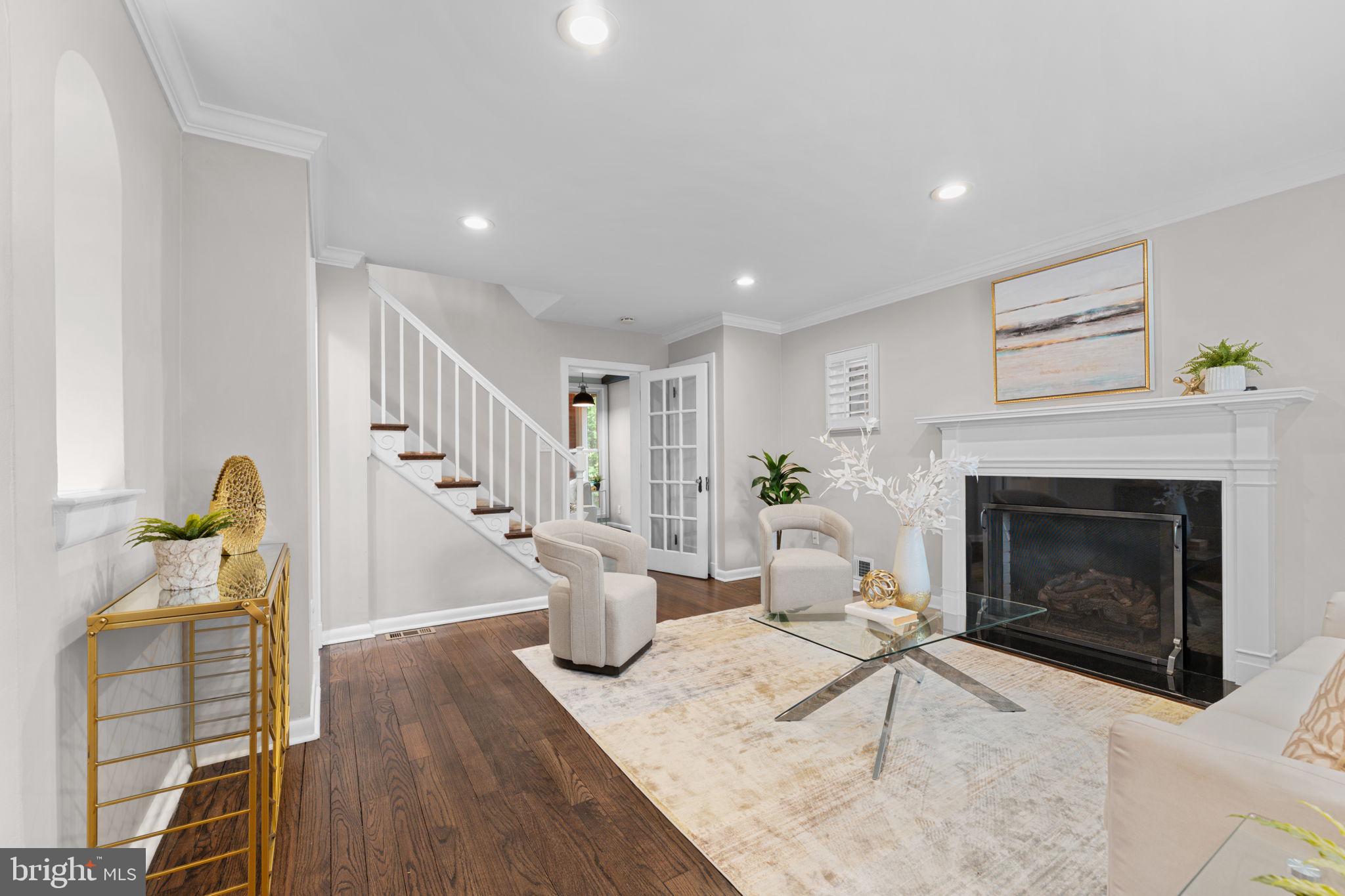 1214 W BRADDOCK ROAD