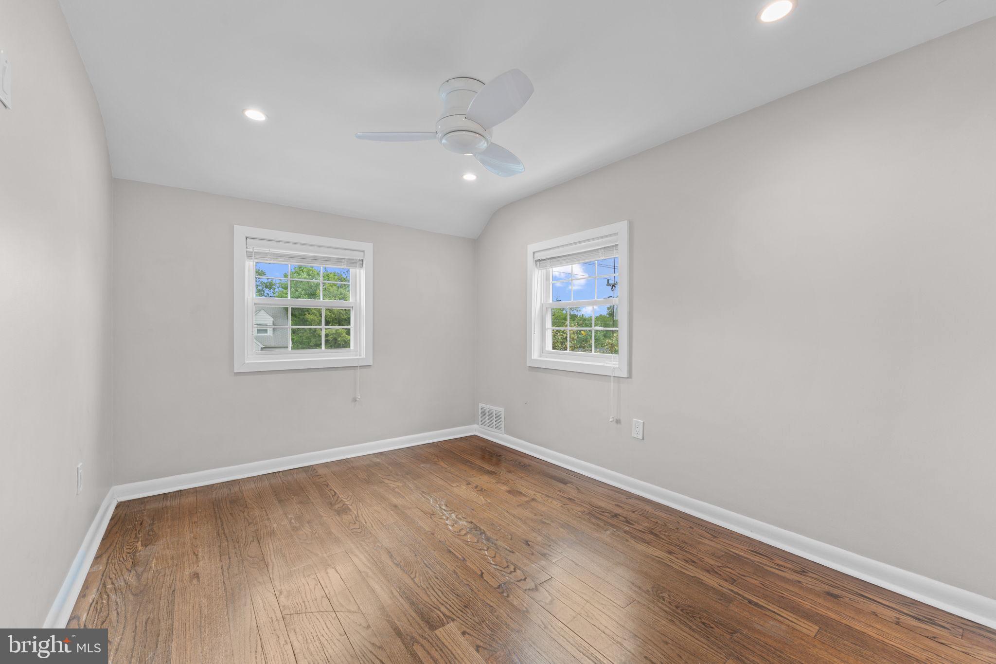 1214 W BRADDOCK ROAD