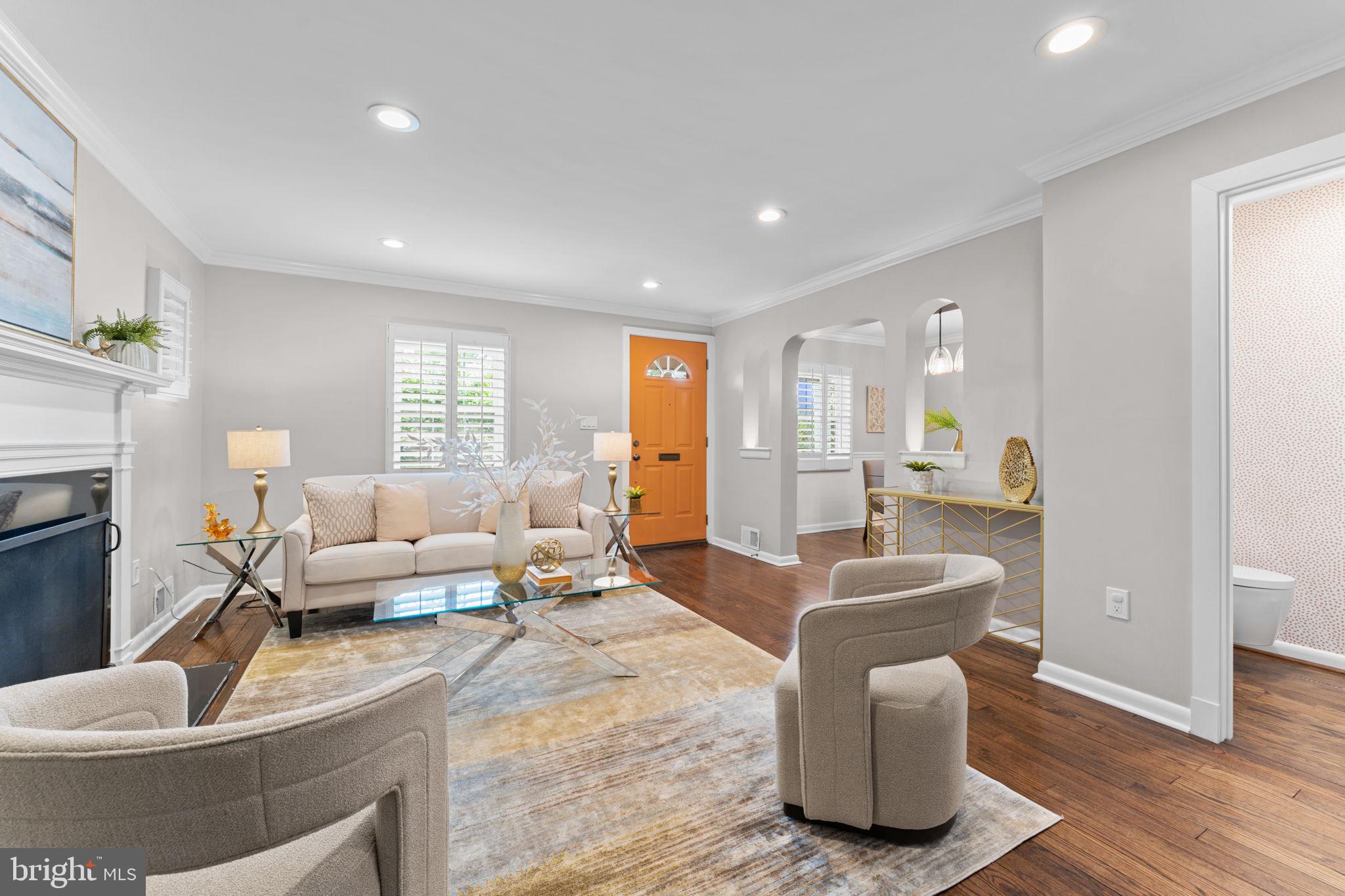 1214 W BRADDOCK ROAD