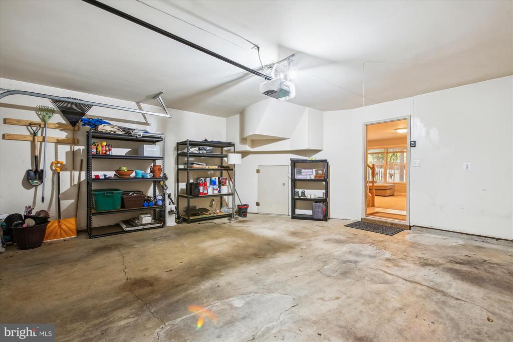 135 Rees Pl