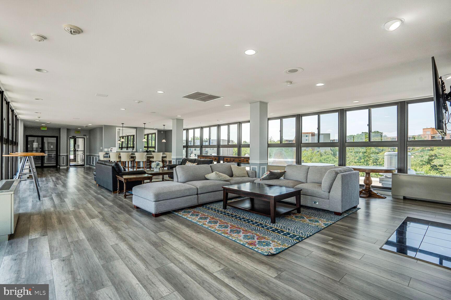 600 ROOSEVELT BOULEVARD 510