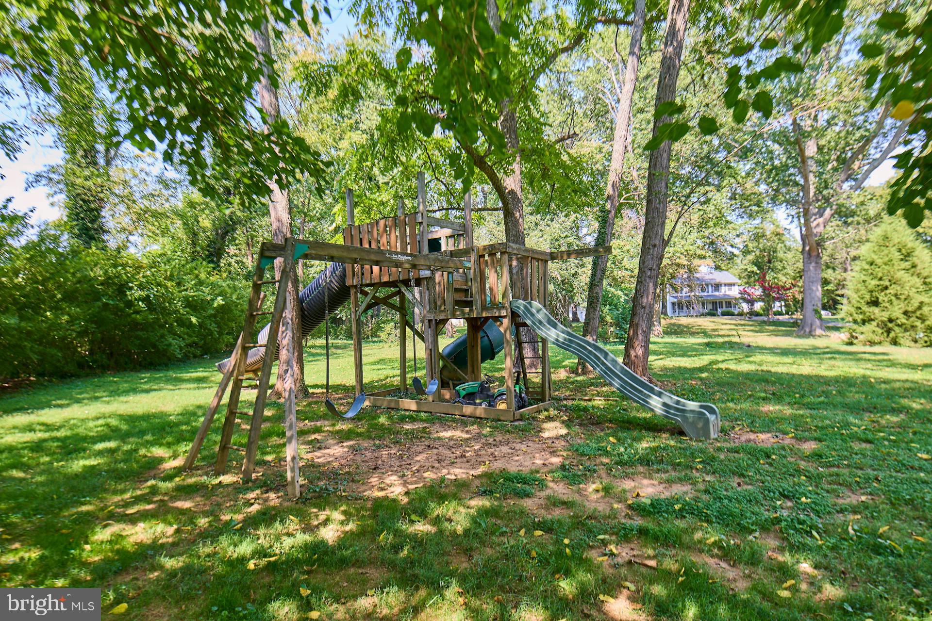 8184 E Main St