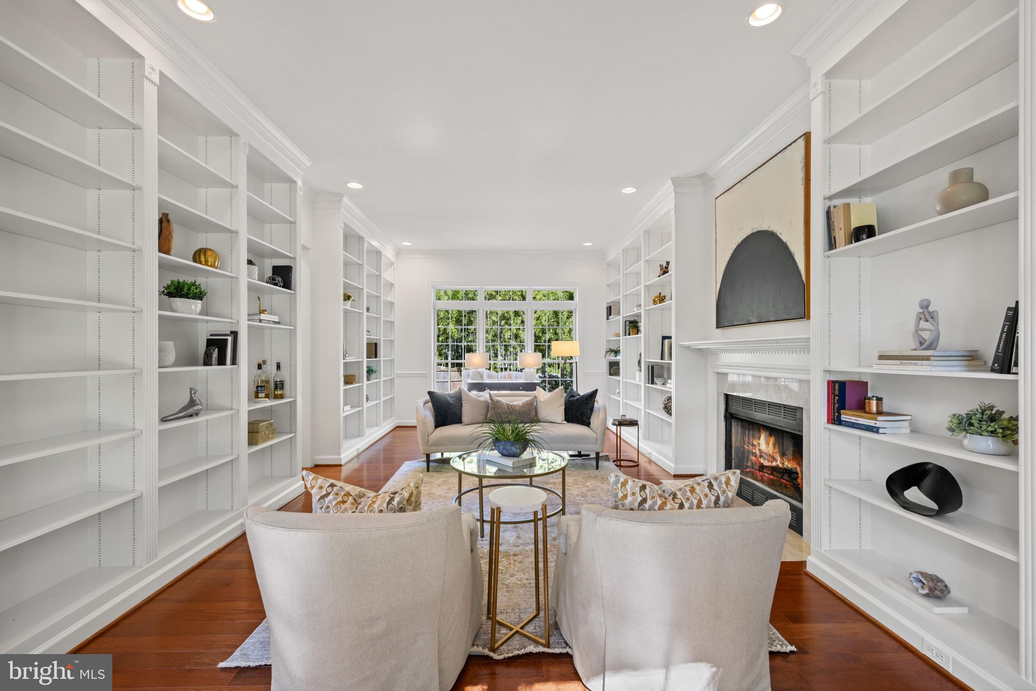 8114 Stacey ROAD