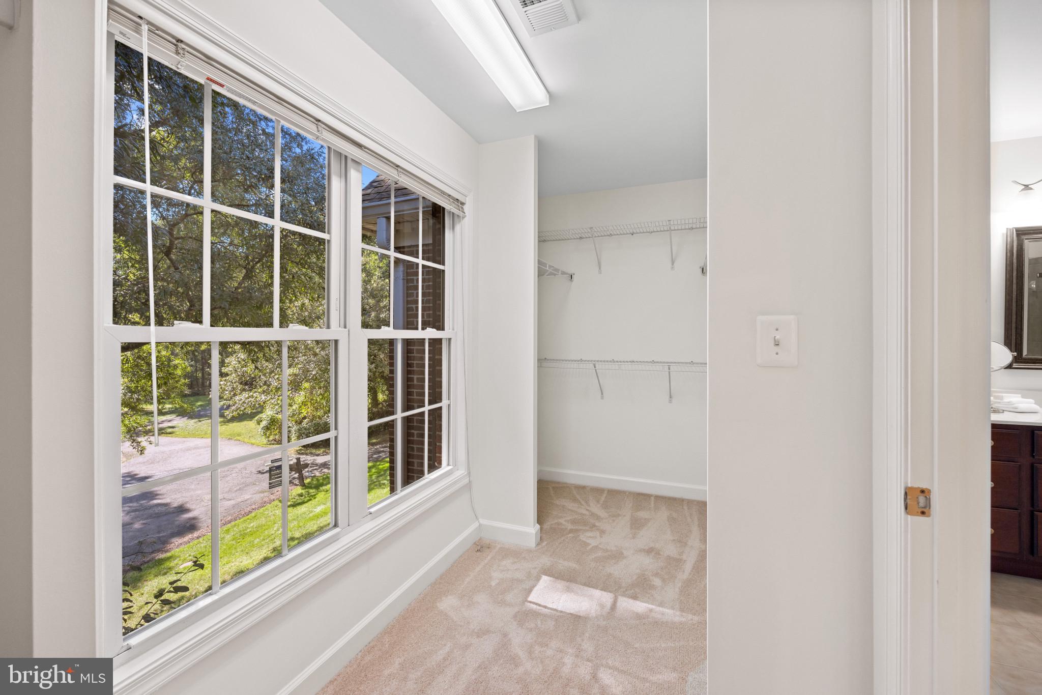 8114 Stacey ROAD