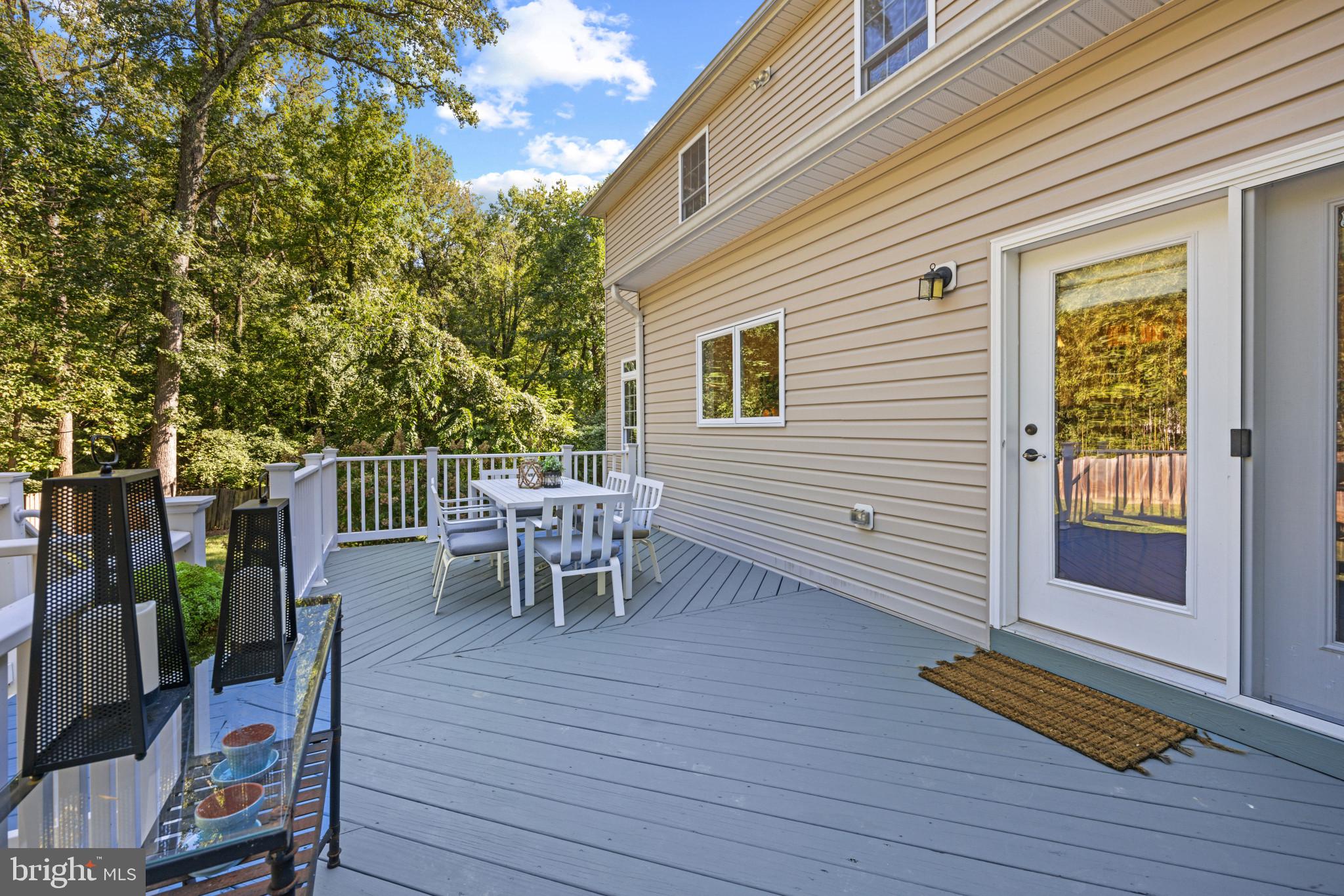 8114 Stacey ROAD