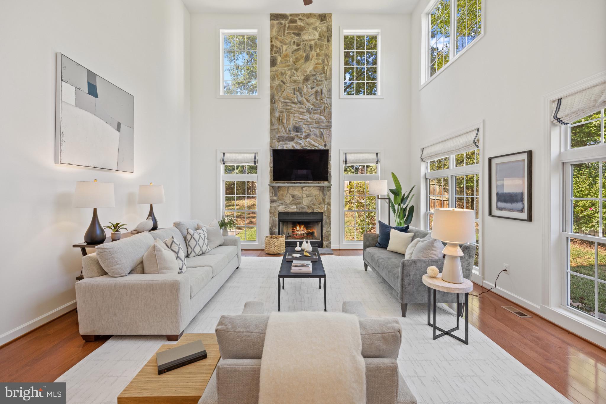 8114 Stacey ROAD