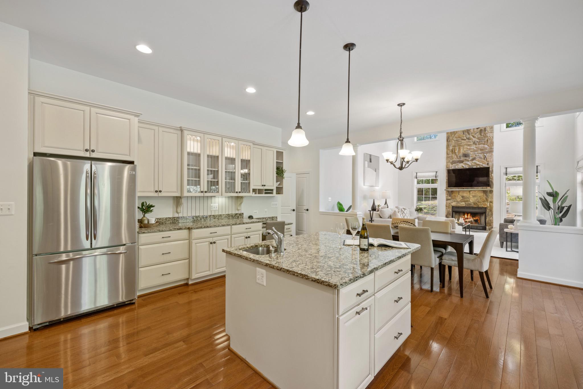 8114 Stacey ROAD