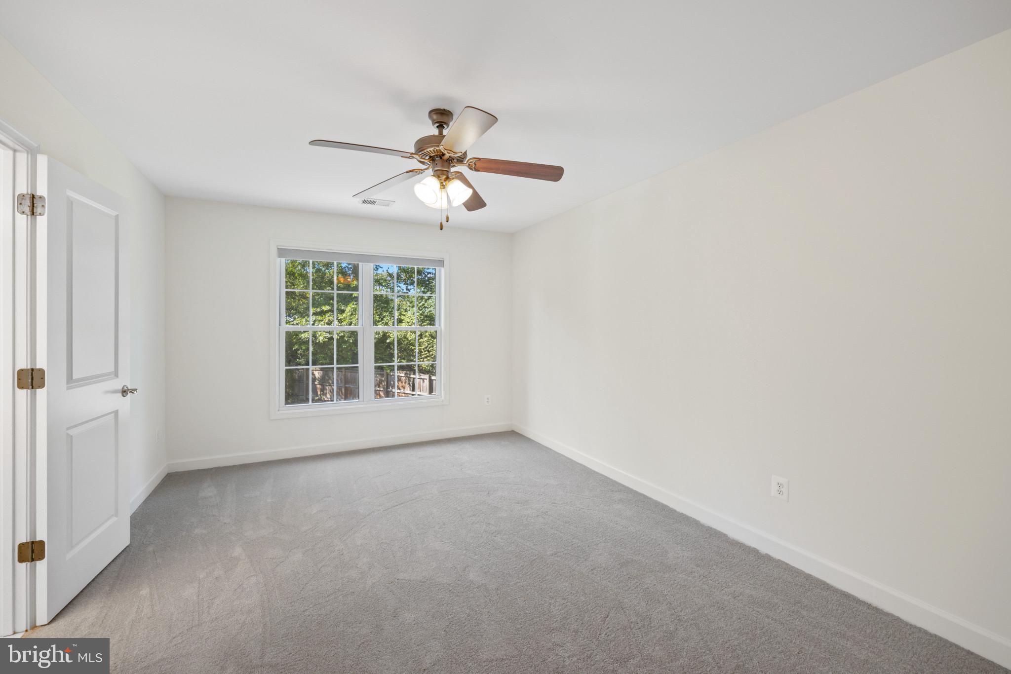 8114 Stacey ROAD