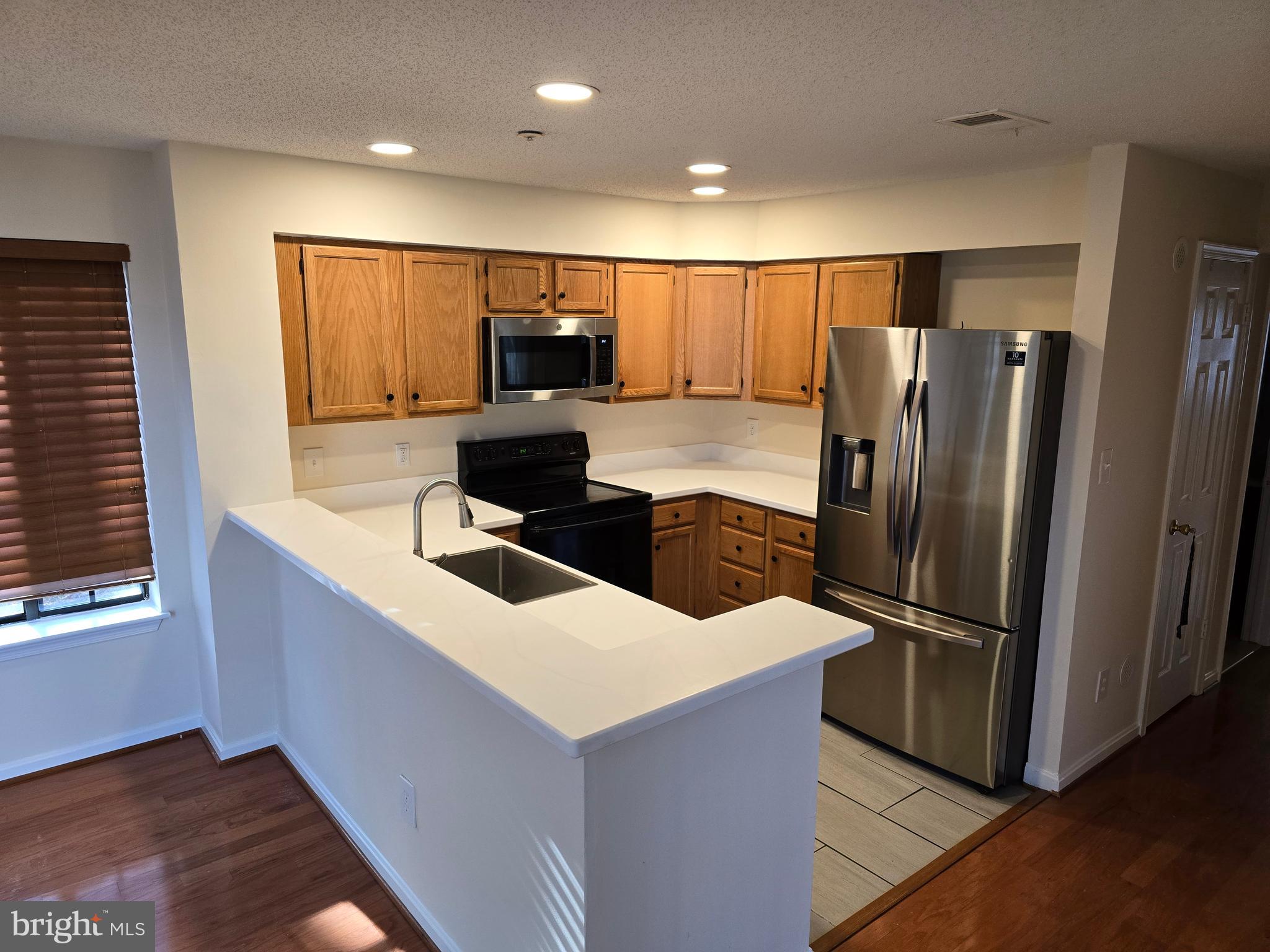 6009 MERSEY OAKS WAY 4C