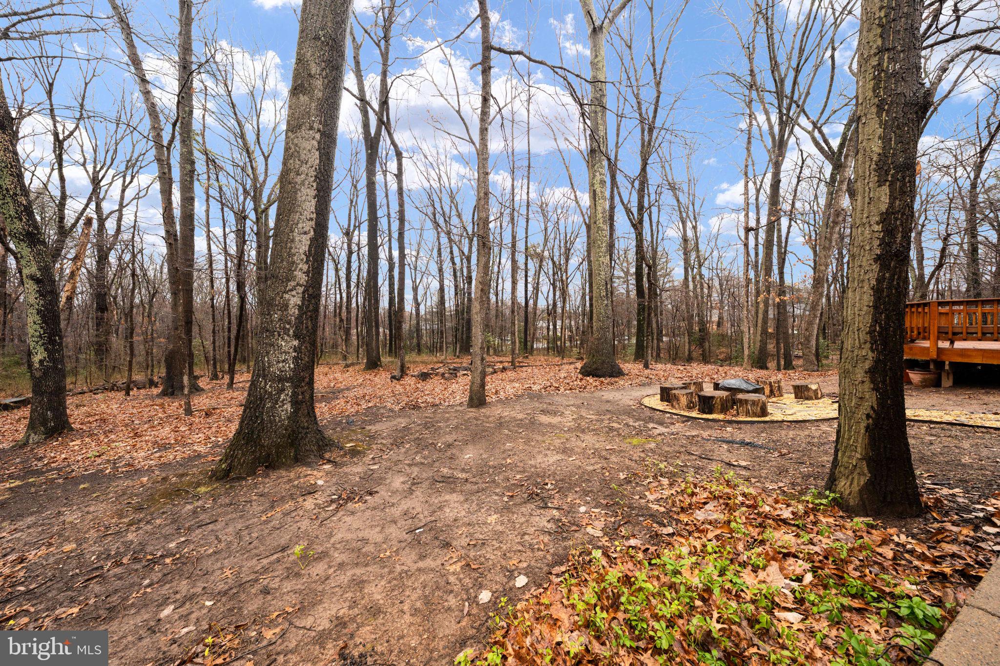 2401 Bugle Ln