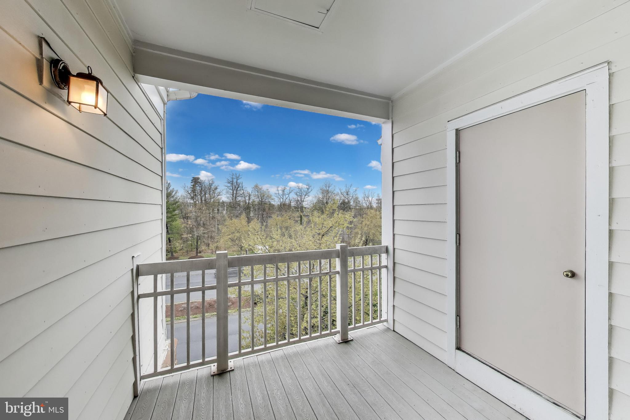 2107 Highcourt Ln #304