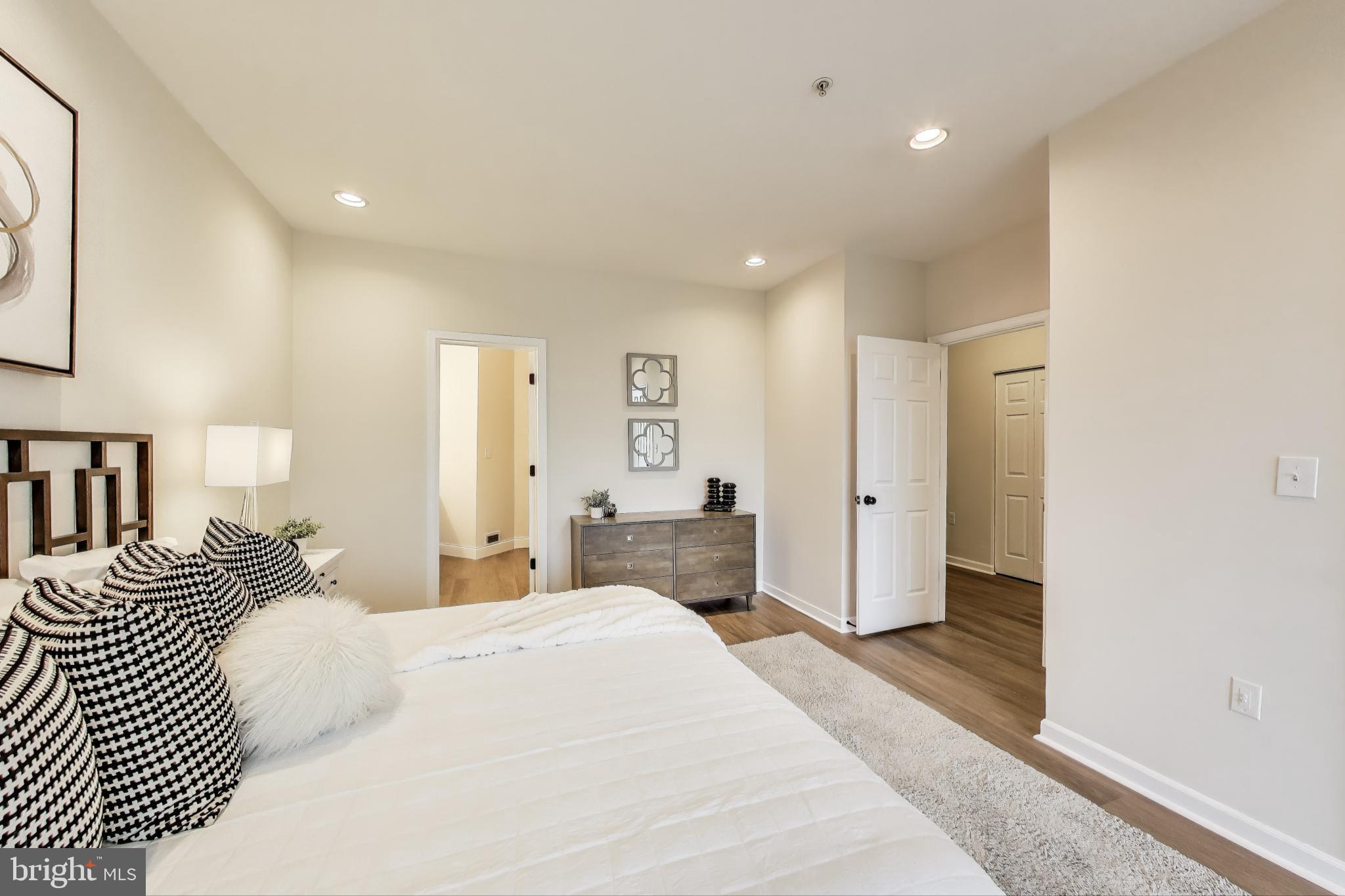 2107 Highcourt Ln #304