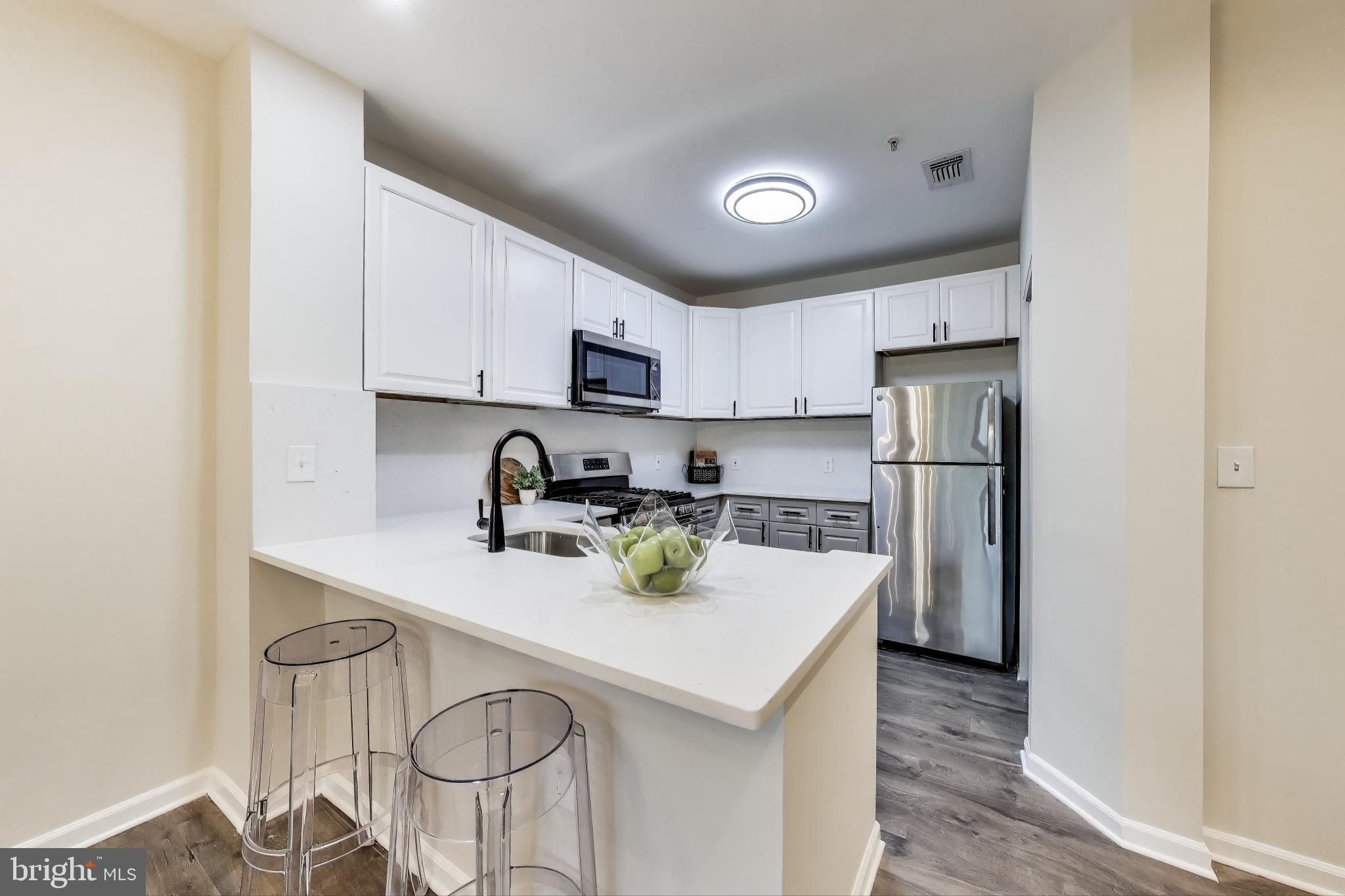 2107 Highcourt Ln #304