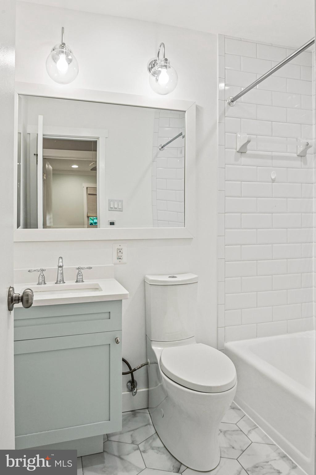 2314 WHEYSTONE COURT