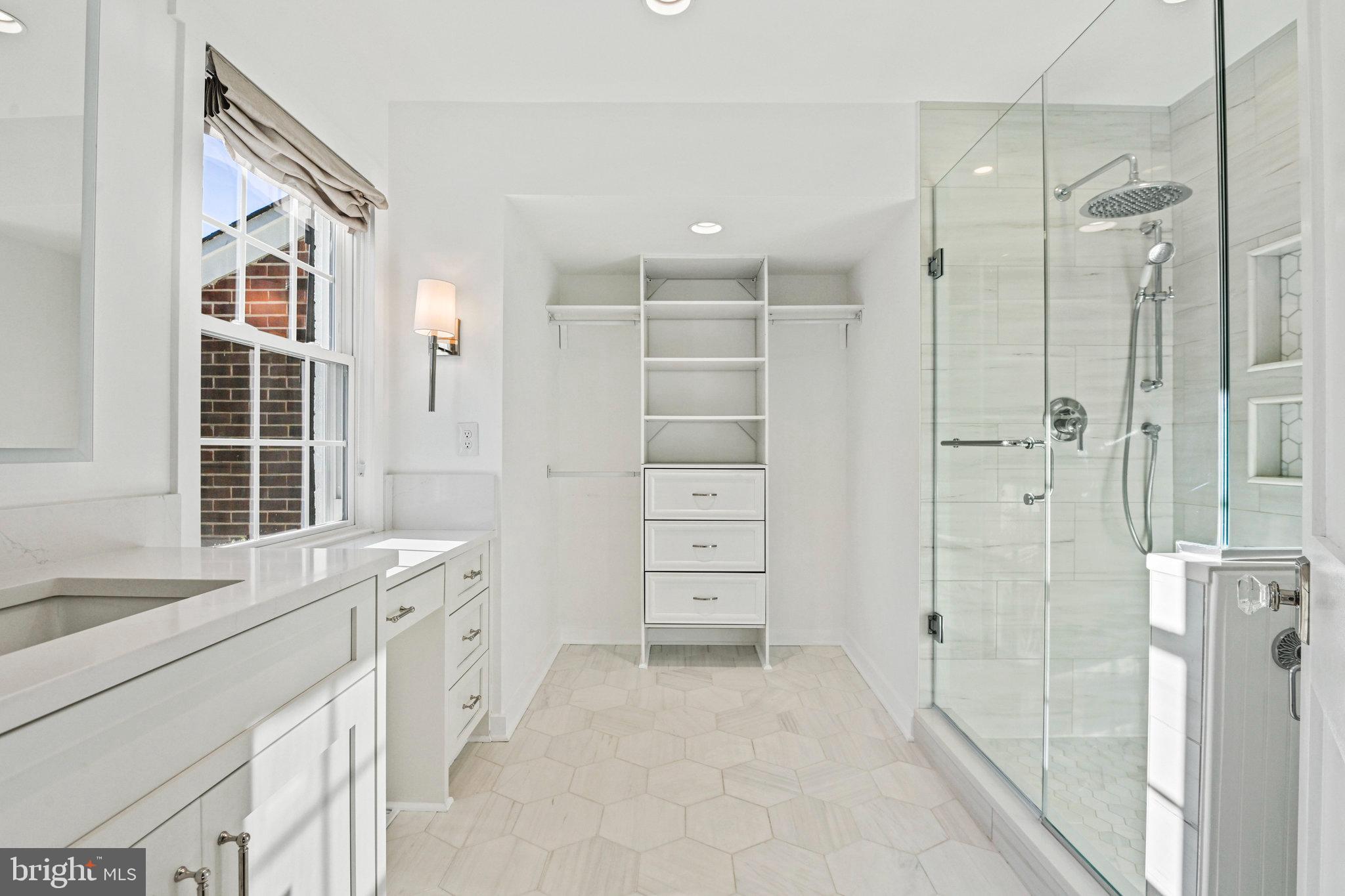 2314 WHEYSTONE COURT