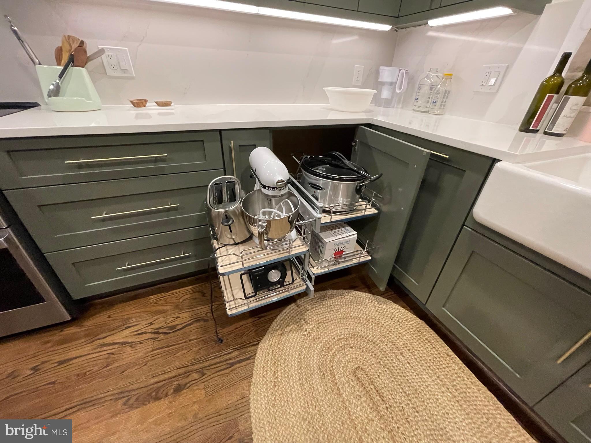 2314 WHEYSTONE COURT