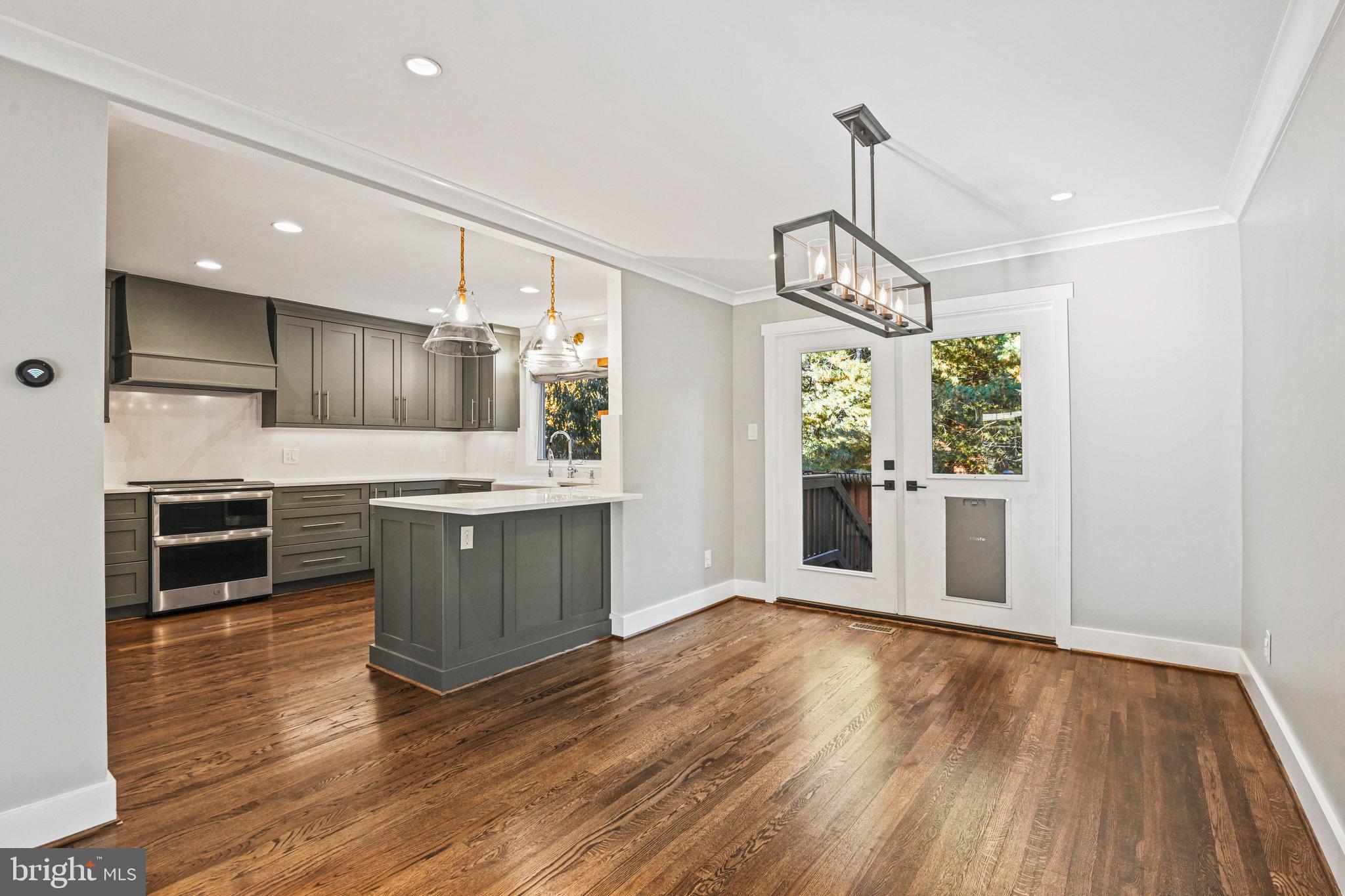 2314 WHEYSTONE COURT