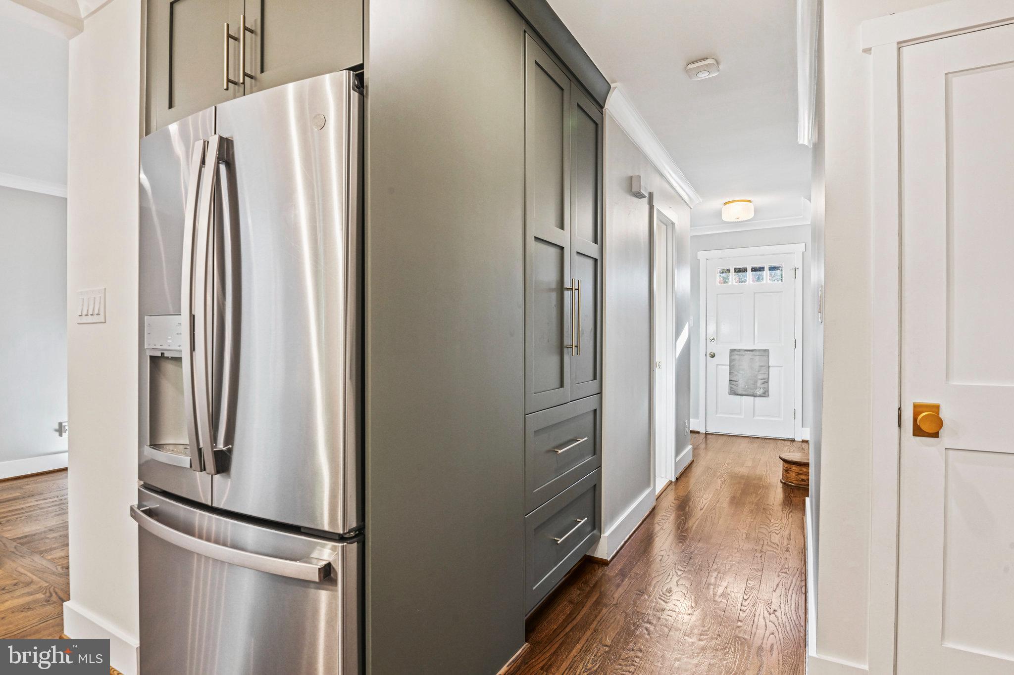 2314 WHEYSTONE COURT