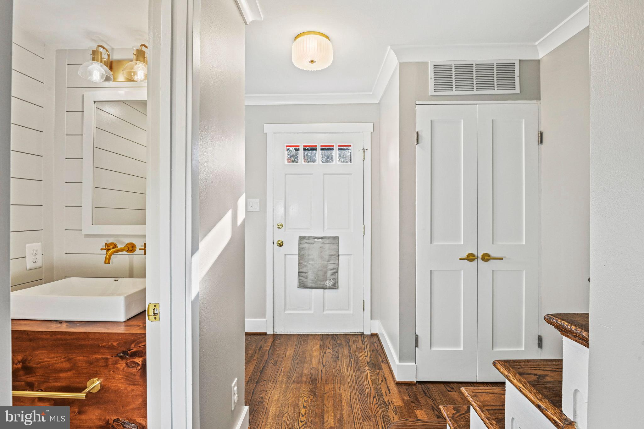 2314 WHEYSTONE COURT